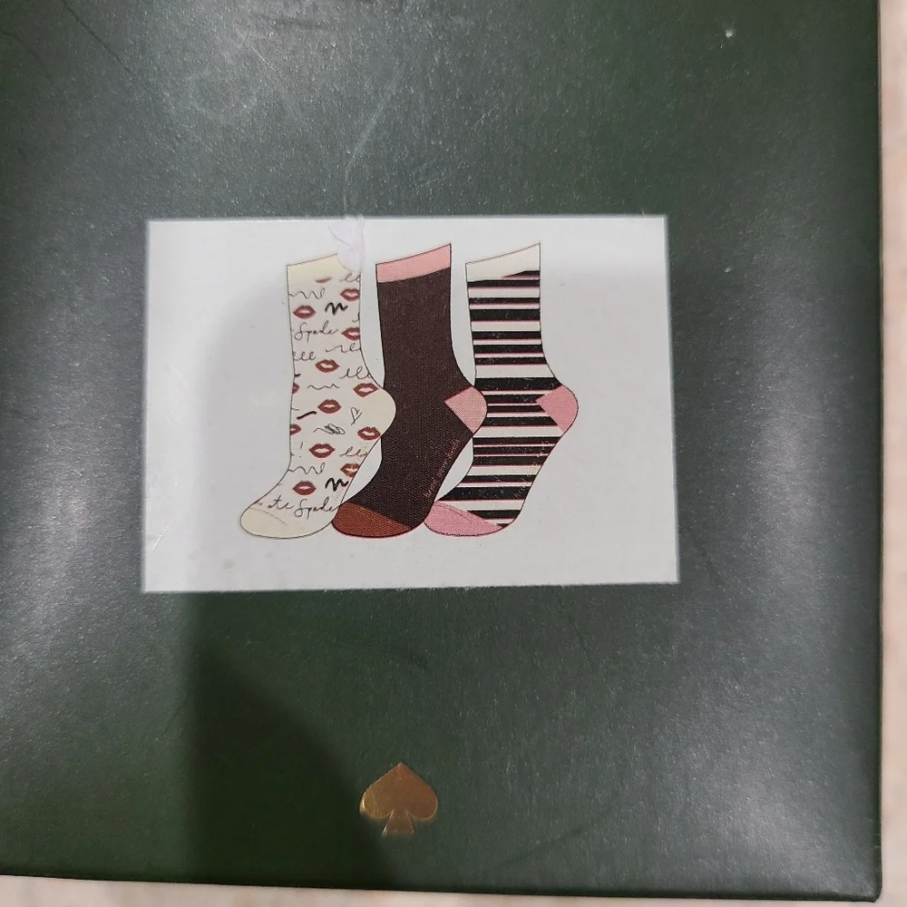NWT Kate Spade New York 3 Pair Crew Socks Floral Striped Lips - Picture 8 of 9